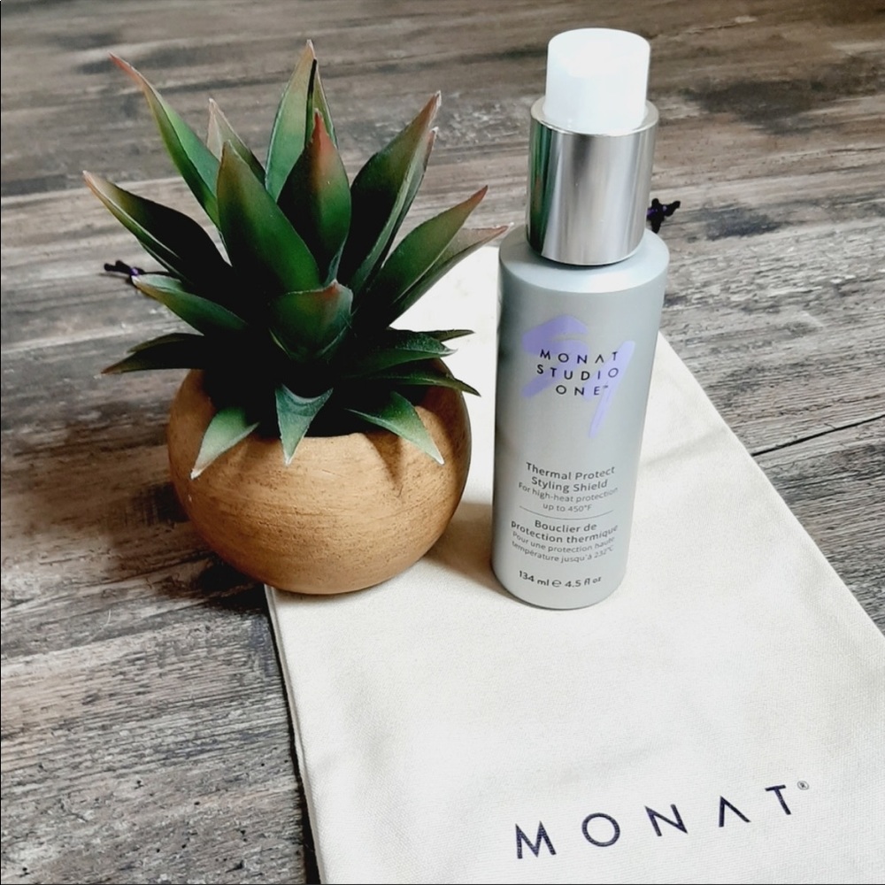 NEW - Thermal Protect Styling Shield - Monat